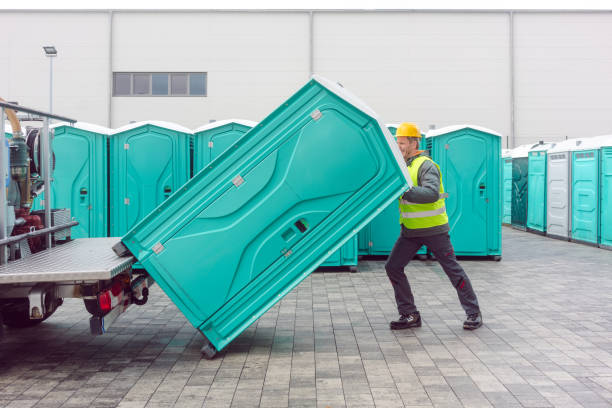 Porta potty delivery and setup in Baidland, PA